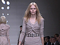 Collections : Spring Summer 10 : Burberry Spring 2010