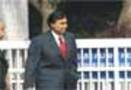 Ambani vs Ambani: Mukesh to meet Sonia Gandhi today