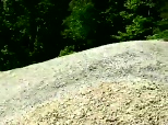 Régis fait du quad et finit par terre !