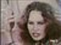 Karen BLACK [ 34 ans ] s&#039;exprime en français au sujet du film 