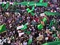 Play Thousands attend pro-Gaddafi rally