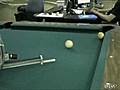 Bilardo oynayan robot