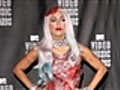 PETA ataca Lady Gaga por usar modelito de carne