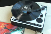 Digitize Your Vinyl Records With This USB Turntable