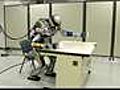 Humanoid robot finds hurdles can help