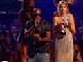 Kanye West le amarga la noche a Taylor Swift