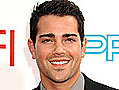 Jesse Metcalfe Knows How to Handle a Firearm