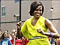 Michelle Obama Bounces to Beyonce