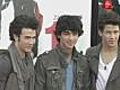 Los Jonas Brothers y sus escarceos de amor