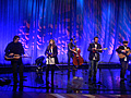 Alison Krauss and Union Station Performs &#039;Paper Airplane&#039;