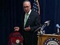 Schumer: Charging for carry-ons &#039;over the line&#039;