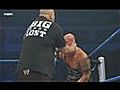 WWE : Friday night Smackdown : The Big Show (with Kelly Kelly) vs Luke Gallous (with Joey Mercury & Serena)(27/08/2010).