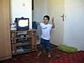 Child Dancing on Let&#039;s Rock Soniye