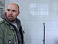 An Idiot Abroad: No Doors on Toilets