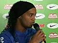 Ronaldinho mantém esperança de jogar contra o Peru