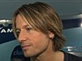 Keith Urban Thrills Fans With Surprise Concert at New York’s Penn Station