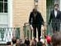 Blagojevich Gets Hero’s Welcome Outside His Home