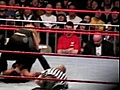 Victoria fesses nues à la wwe