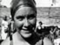 Australasian Gazette – Mermaids Swim Well (c1928) - Clip 1: Prominent film men say ‘Au Revoir’