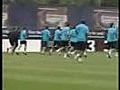 Ronaldinho não deve voltar a jogar nesta temporada