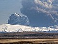 Flughäfen wegen Aschewolke gesperrt