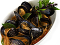 Behind The Scenes Cooking Live On Tv: Mussels In Lemongrass Curry Broth