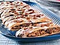 How to make pumpkin pecan braid