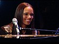 Alicia Keys - Fallin&#039; (Yahoo! Pepsi Smash)