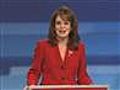 Fey hosts SNL,  brings back Palin character