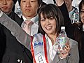 北乃きいさん、初スーツ姿で一日新入社員に