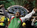 Así festejaron mexicanos en el Soccer City contra Sudáfrica