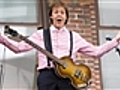 Paul McCartney toca en Times Square
