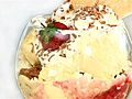 How To Make A Strawberry Sundae