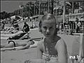 Bibi Andersson sur la plage