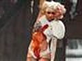 Lady Gaga y su &#039;Paparazzi&#039;: la actuación más loca en los MTV