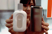 Toshiba Demos Phone Powered by Fuel Cell