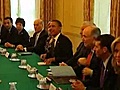 Obama begins talks with Cameron