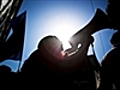 Greece wants deadline to bailout talks
