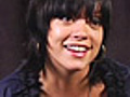 Lily Allen’s Impression Of Perky Pop Stars