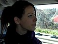 Marie-Mai fait du lip sync en voiture ! [HD]