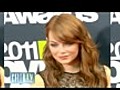 MTV Movie Awards 2011: Red Carpet Fashion!