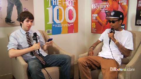 Wiz Khalifa Live Q&A Part 4 - being positive,  favorite mixtape, growing up, singing on tracks, fight songs, next single 