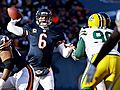 Packers Star Stands Up for Cutler