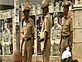 बेंगलुरु में पुलिस का पहरा