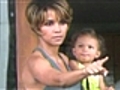 Halle Berry se enfurece com paparazzi