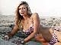 Maria Sharapova posa de biquíni para revista