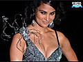 Housefull - Lara Dutta plays the mediator