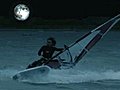 Session windsurf freestyle by night avec Nico Akgazciyan