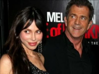 SNTV - Mel Gibson issues restraint