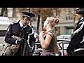 Pub la redoute : police nationale du style